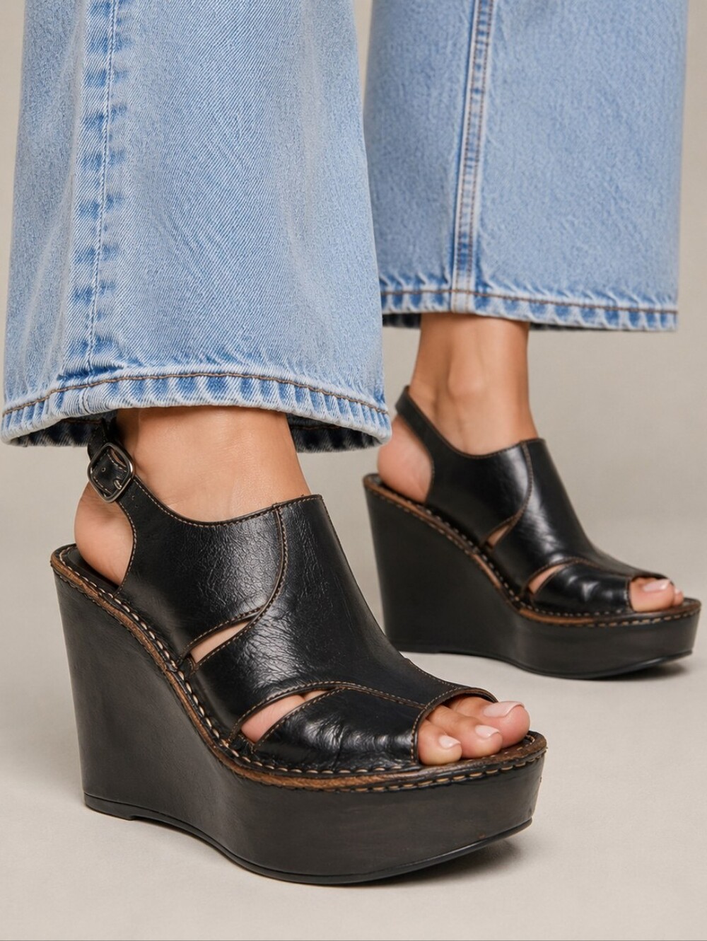 Barneys New York Italian Leather Platform Wedge Sandals EU 38 US 7.5/8  S4116 - Picture 2 of 11